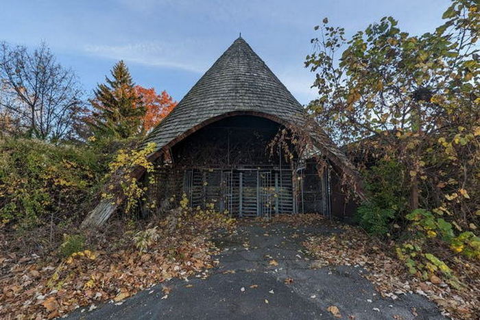Belle Isle Childrens Zoo - Web Listing And Street View Photo (newer photo)